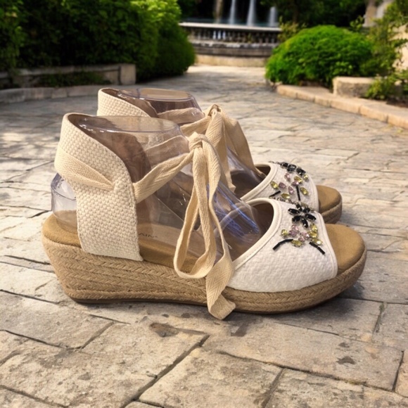 Monroe & Main Espadrille Sandals size 10 - Picture 4 of 10